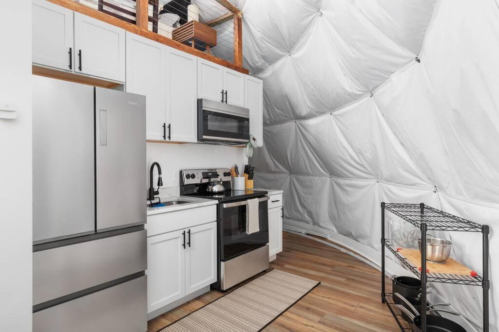 Dream Dome - Romantic Getaway, Hot Tub, Ac, Wifi, National Park 8 Min Luray Buitenkant foto